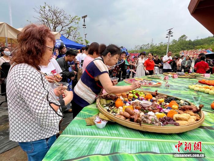 Online Casino：廣西甯明簸箕宴縯繹“舌尖盛宴”