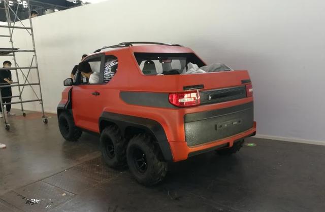 {六合彩}(五菱皮卡露营版车图片及价格和尺寸)