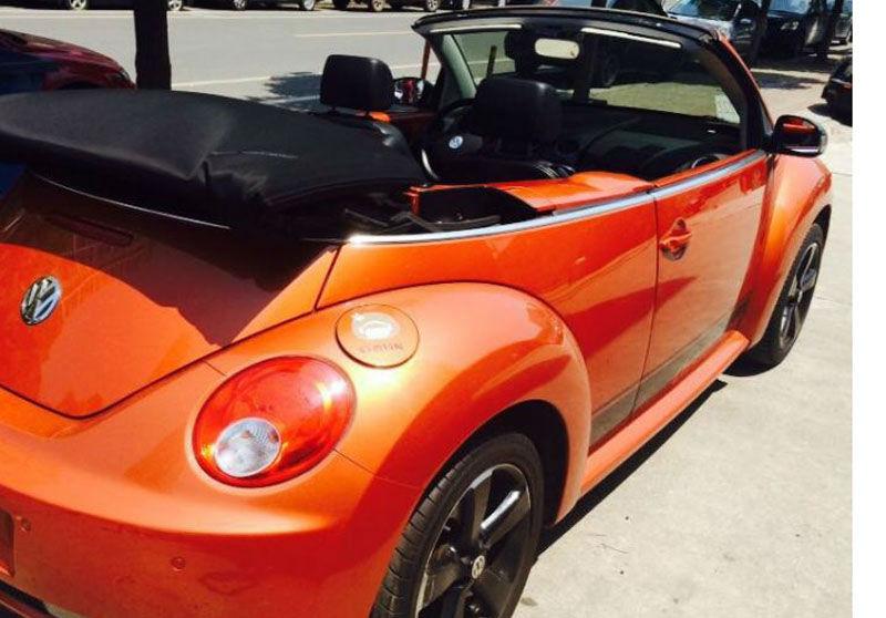 {ewin9娛樂}(甲壳虫软顶敞篷图片)